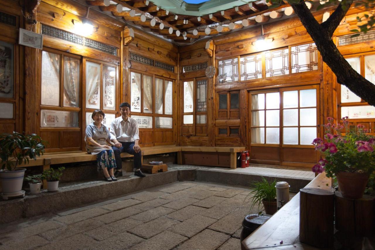 Dongmyo Hanok Sihwadang - Private Korean Style House In The City Center With A Beautiful Garden Soul Exteriér fotografie