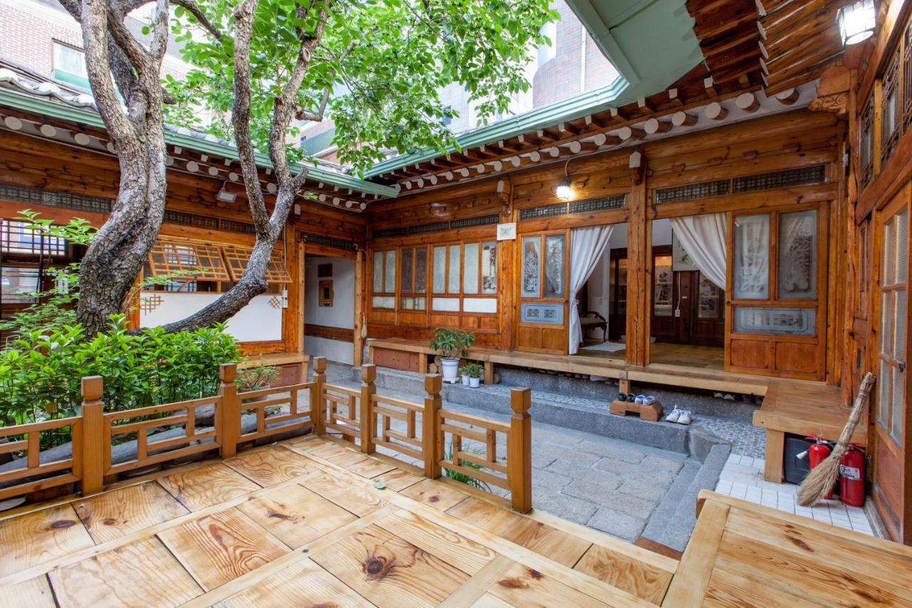 Dongmyo Hanok Sihwadang - Private Korean Style House In The City Center With A Beautiful Garden Soul Exteriér fotografie