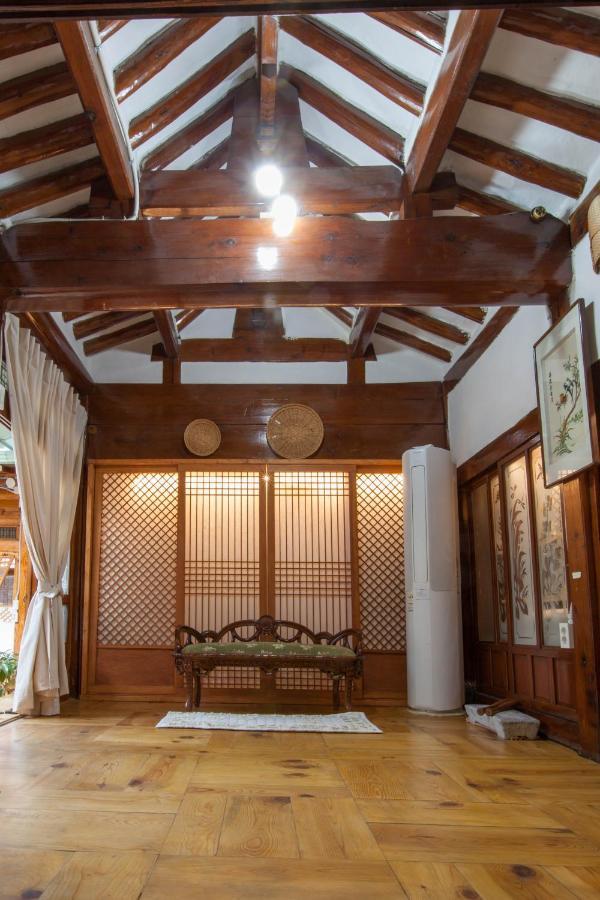 Dongmyo Hanok Sihwadang - Private Korean Style House In The City Center With A Beautiful Garden Soul Exteriér fotografie
